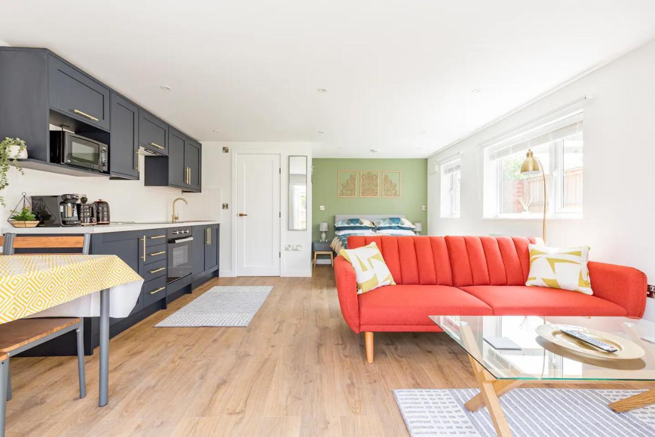 Charming Chester Studio With Private Garden & Free Parking المظهر الخارجي الصورة
