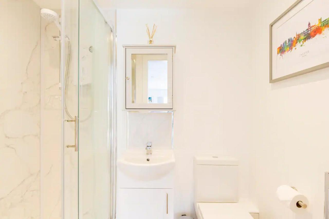 Charming Chester Studio With Private Garden & Free Parking المظهر الخارجي الصورة