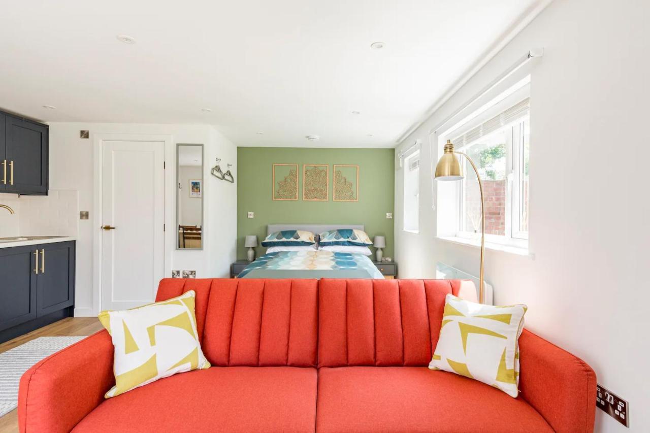 Charming Chester Studio With Private Garden & Free Parking المظهر الخارجي الصورة